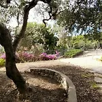 Relax In Con Giardino Privato E Posto Auto 아파트 *
