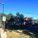 Relax In Con Giardino Privato E Posto Auto 아파트 *