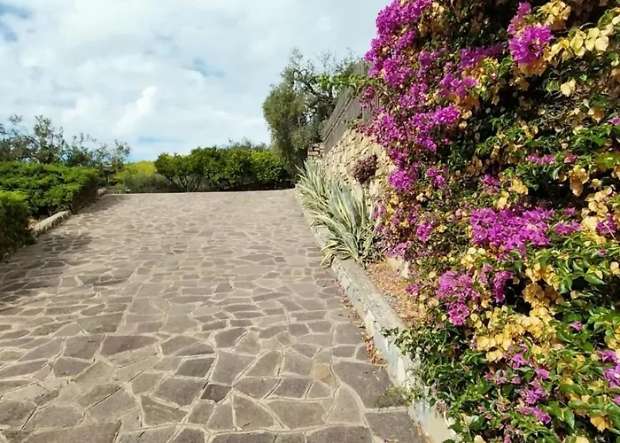 Relax In Con Giardino Privato E Posto Auto Semesterbostad Pairola
