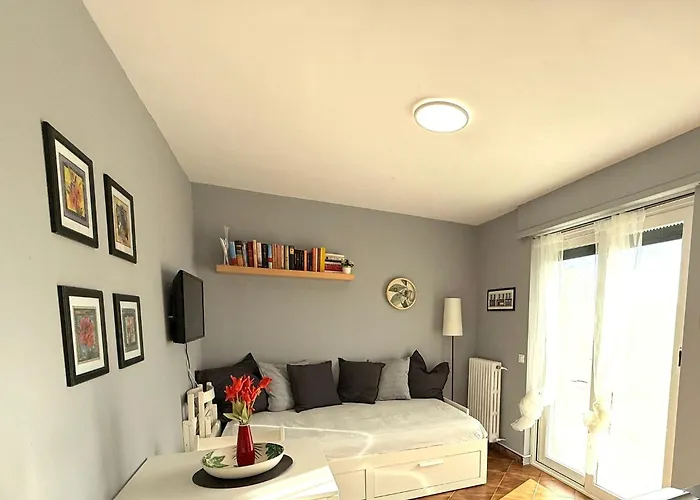 Relax In Con Giardino Privato E Posto Auto Semesterbostad Pairola